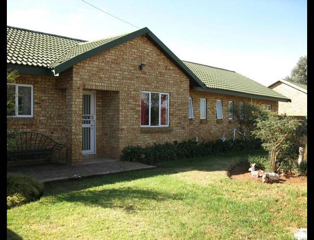 4 BEDROOM HOUSE FOR SALE IN HENLEY-ON-KLIP